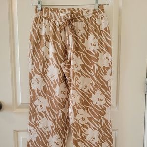 New! Ann Taylor Factory Pajama Pants, Floral Print, Beige and Ivory, Small